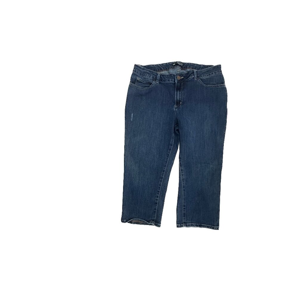 lee Curvy fit Capri Women's  size 34 Dark Wash BLue Denim jeans   Great Conditio